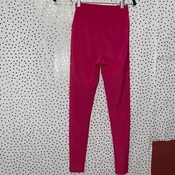 Beach Riot Sport Pink leggings - Picture 9 of 9